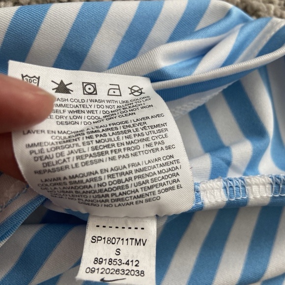 Nike Golf Dri fit Men's Size Small Blue striped Polo T-Shirt - Picture 7 of 9